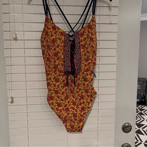 BRAND NEW SUGA BABE swim